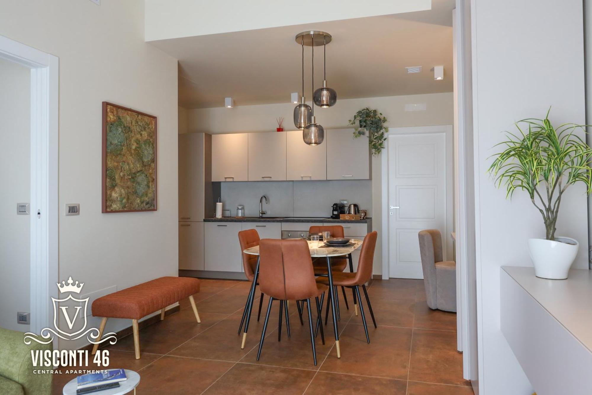 Visconti 46 Central Apartments Барі Екстер'єр фото