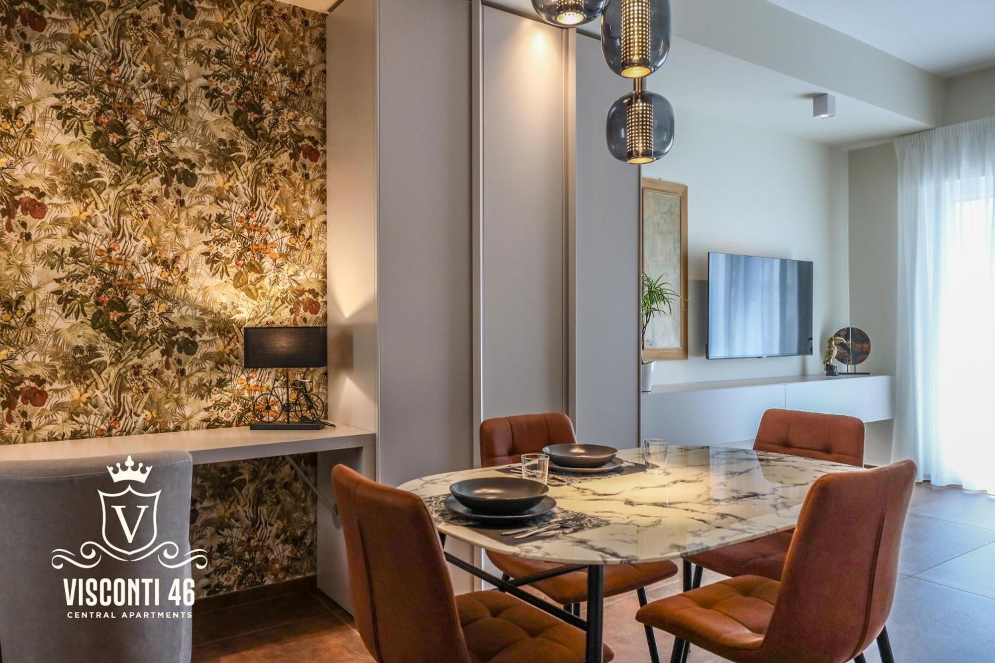 Visconti 46 Central Apartments Барі Екстер'єр фото