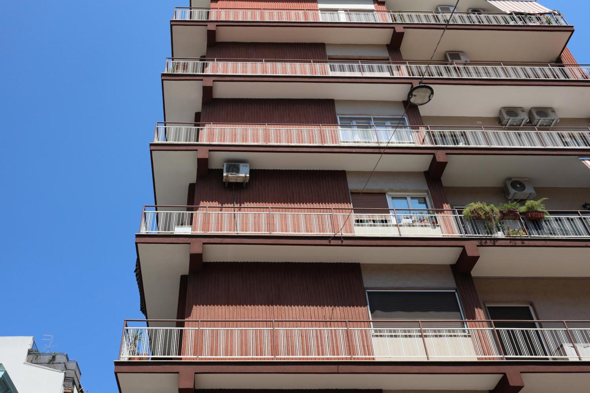 Visconti 46 Central Apartments Барі Екстер'єр фото